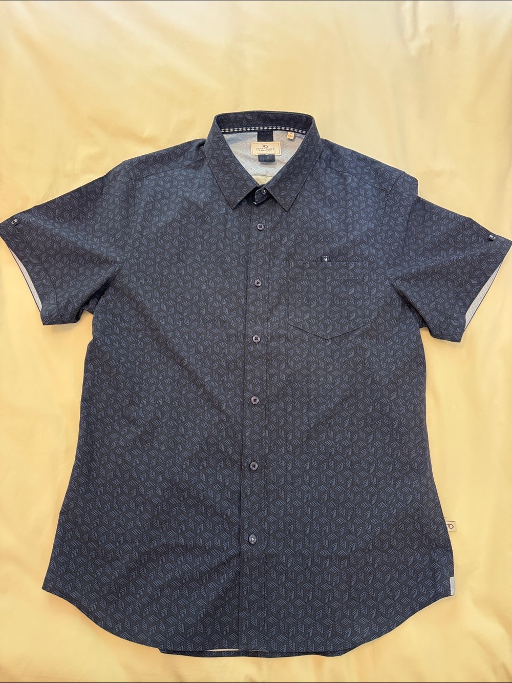7 Diamonds Men's Navy Short-Sleeve Geometric Button-Down Shirt